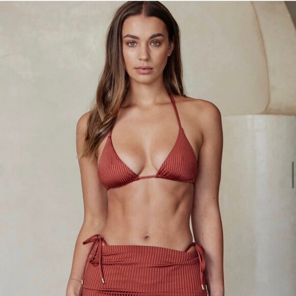NWT MONDAY Swimwear Palma Bikini Top - Copper Wide Rib - Large - Picture 1 of 6